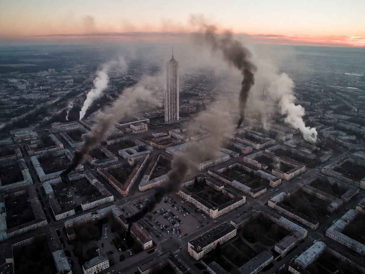 Drone strikes hit Chizhov Gallery business center in Voronezh