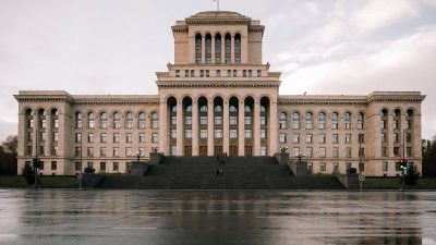 Nikol Pashinyan claims Russian and Armenian circles seek to eliminate independence