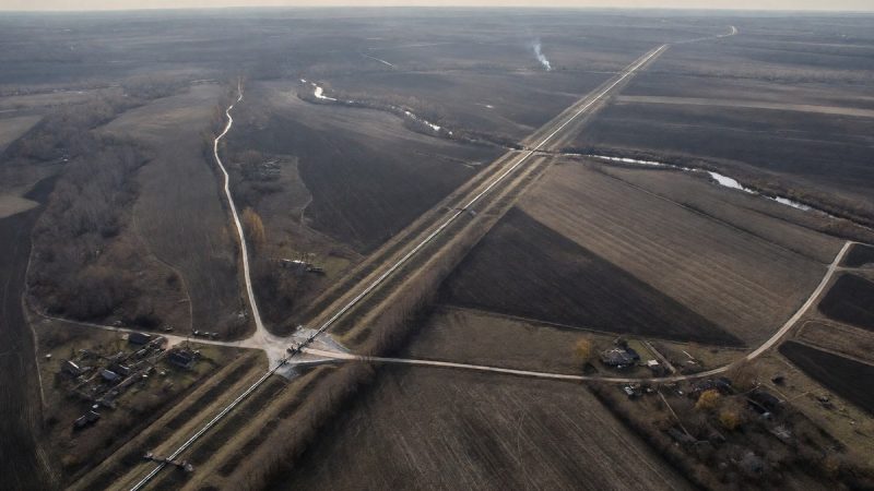 Ukrainian troops capture Russian soldiers using underground gas pipelines